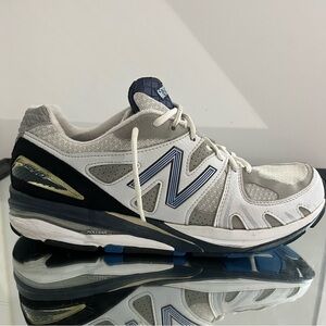 New Balance 1540 M1540WP 1 White Grey 9.5 D Running Walking Shoes Pre-Owned